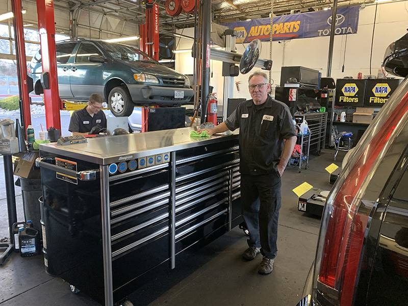 Mastering the Basics of Car Maintenance: Essential Knowledge for Every Driver