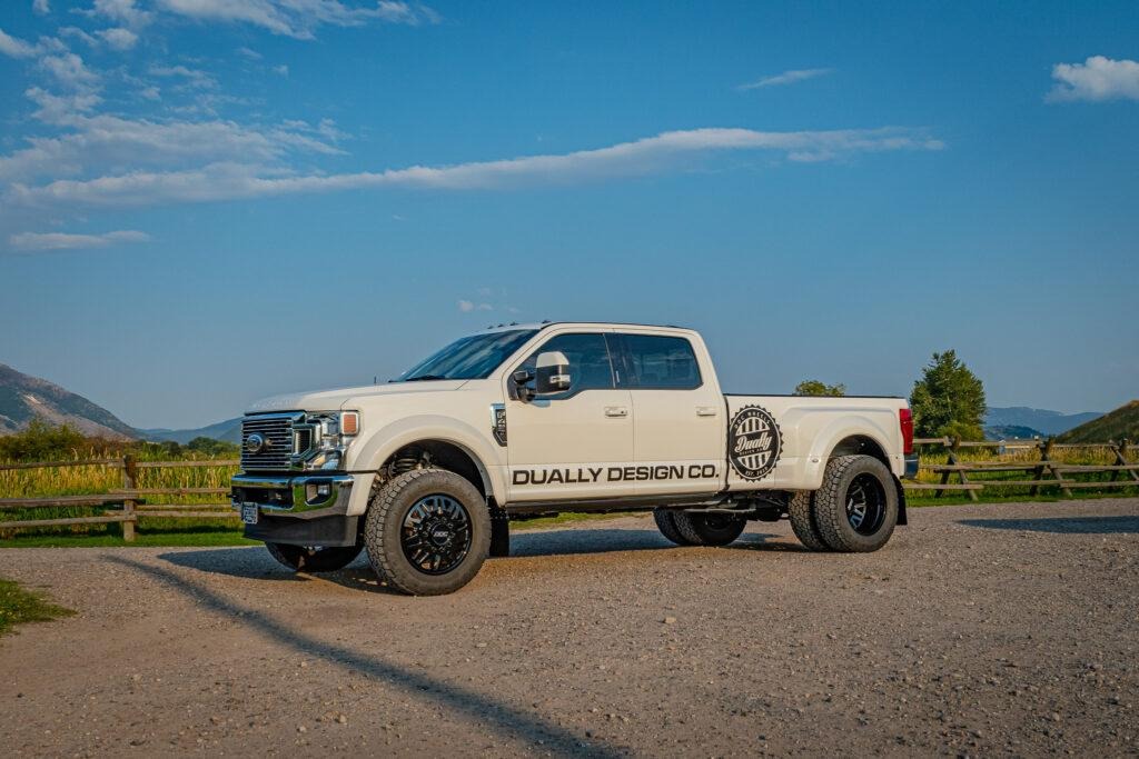 Choose The Right Dually Wheels For Real Work And Clean Style